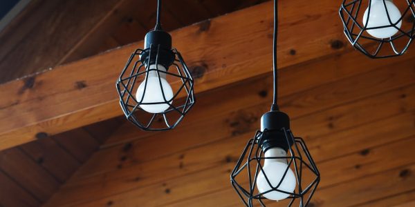 Photo geometric pendant light